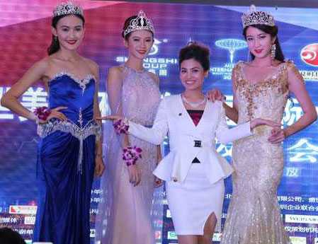 �����A�����L(zh��ng)�c55�Ç�(gu��)�HС�����׺�Ӱ